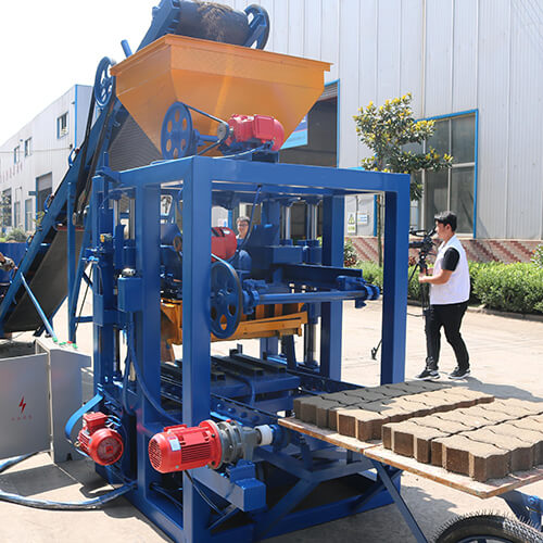 Osino-QT4-24-concrete-paver-block-making-machine-manufacturer-2.jpg